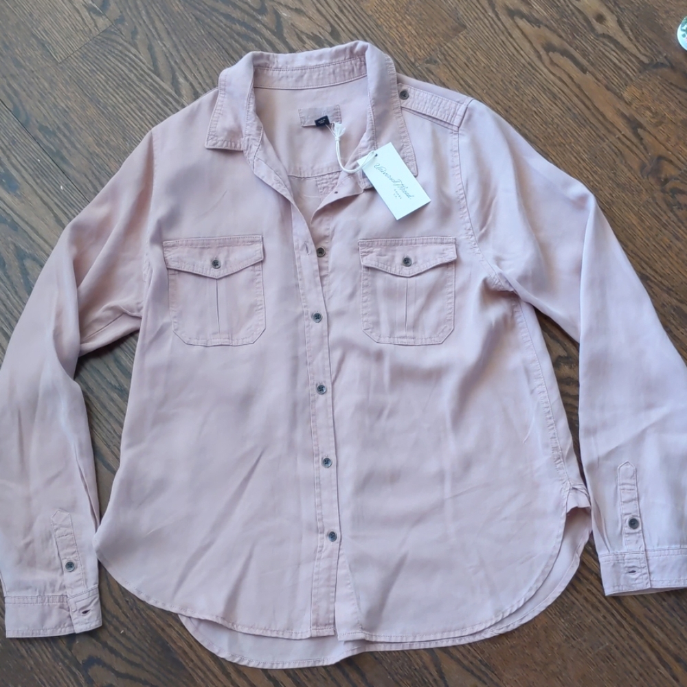 NWT Dusty rose button down